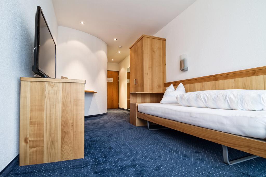 Roessli Tufertschwil 3*